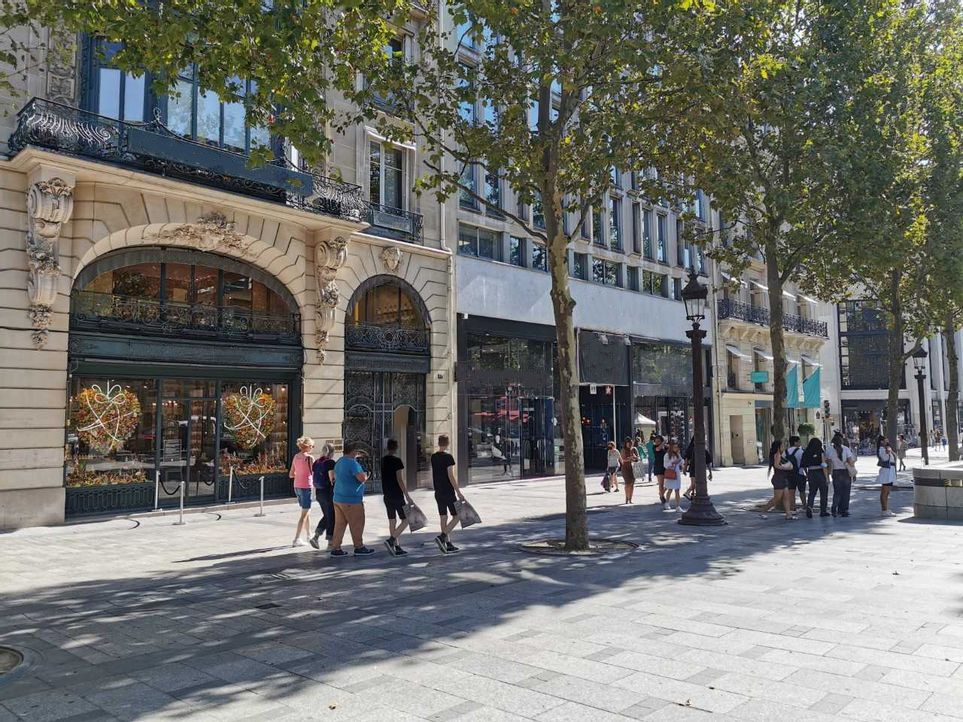 Photo de la boutique Showroom Champs-Elysées 4