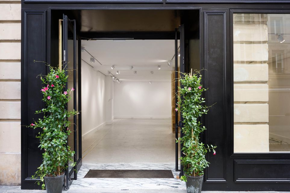 Photo de la boutique Showroom 140 Marais avec vitrine 1