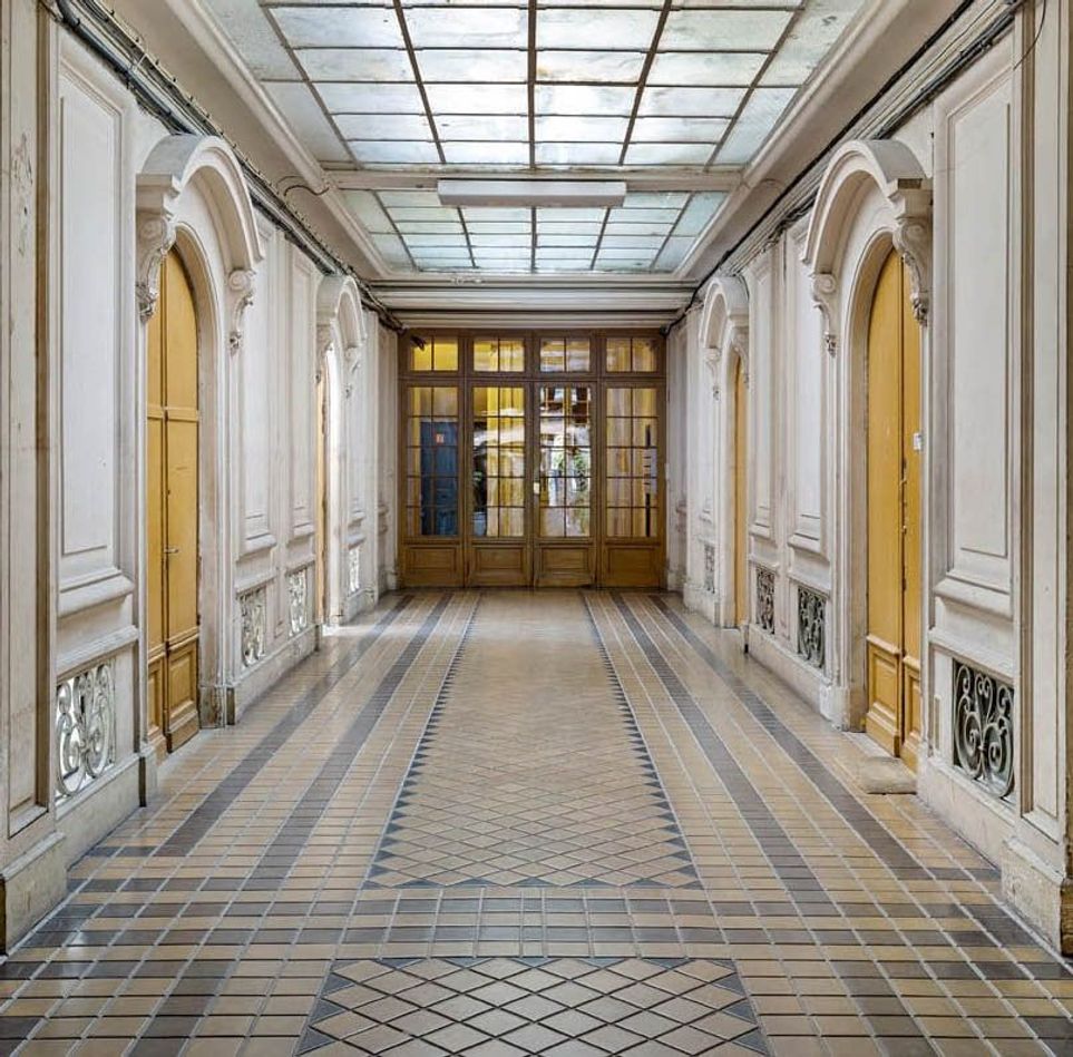 Photo de la boutique Galerie avec grande verrière 2