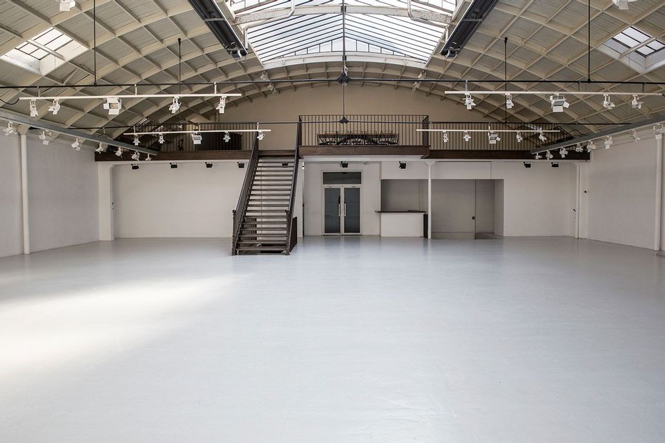 Photo de la boutique Immense Showroom Marais avec verrière 8